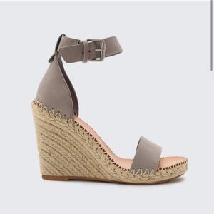 Dolce Vita Noor Wedge Sandals - NWOT